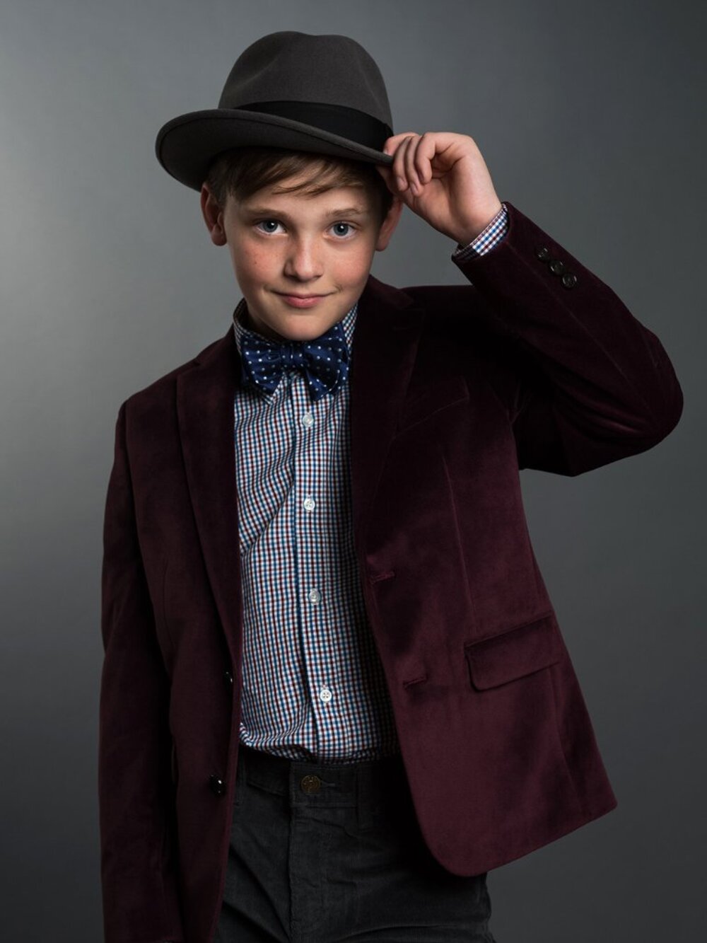 Armando Martillo Burgundy Velvet 4-piece Suit
